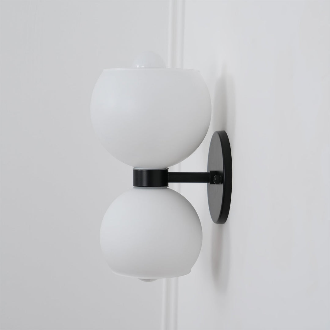Round Pearl Bracket light Sconce