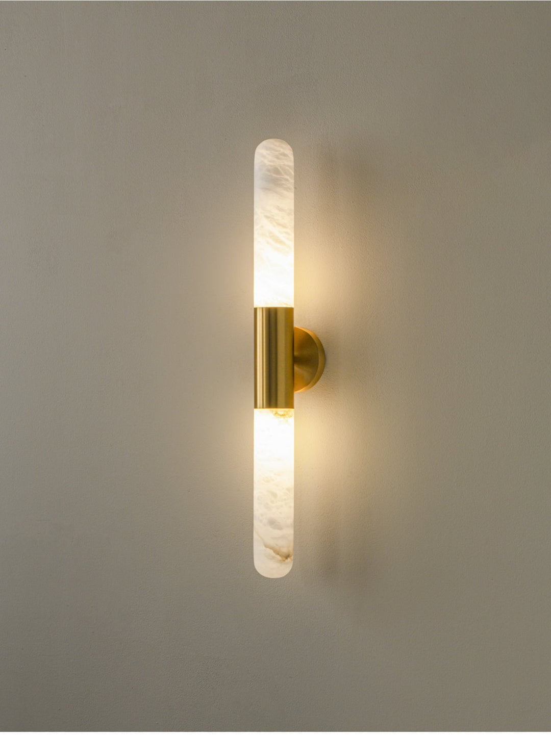 Cavoya Alabaster Wall Light
