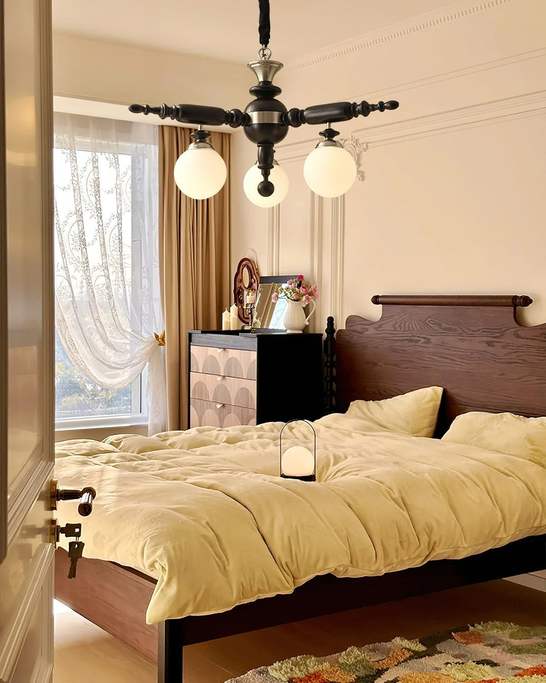 Rotating Stick Crown Chandelier